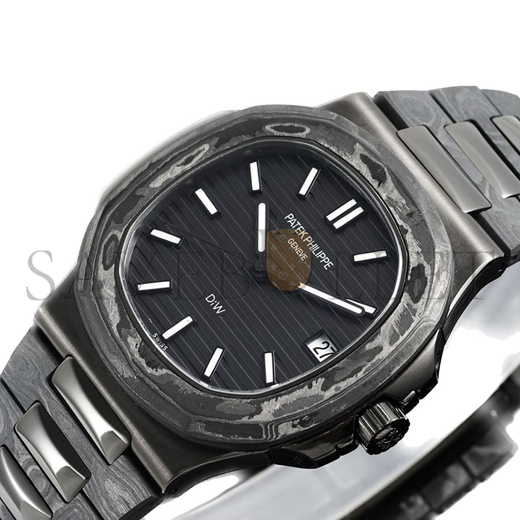 PATEK PHILIPPE DIW CARBON NAUTILUS“BLACK GRAIL” WATCH 5711/1A